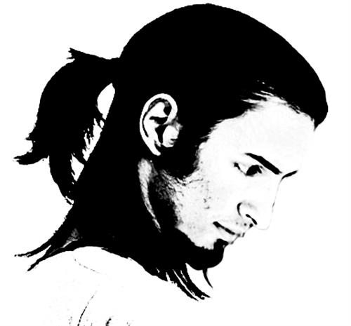 navid&nbsp;khodadadi